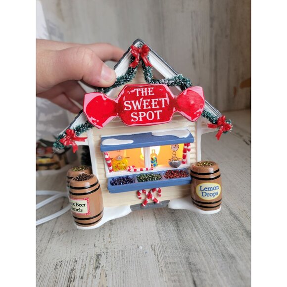 Dept 56 4030738 The Sweet Spot farmer's holiday market village - Picture 3 of 8
